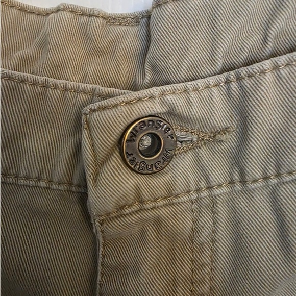 Wrangler Khaki Casual Pants - Picture 2 of 3